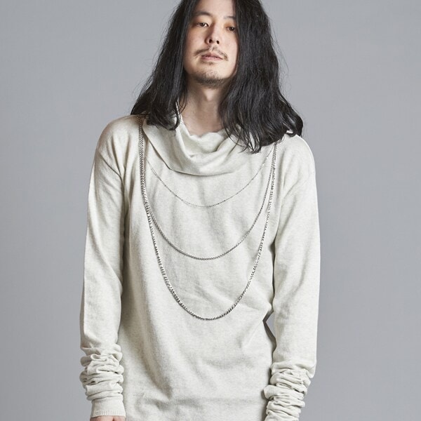 ノーアイディー（NO ID．）/チェーンオフタートルニットPO（プルオーバー)