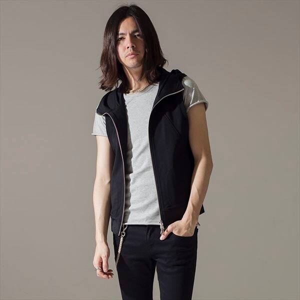 ノーアイディー（NO ID．）/Wフェイスジャージーフーデッドベスト