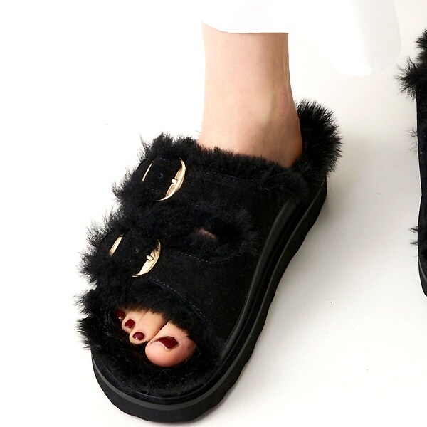 ルージュ・ヴィフ ラクレ（Rouge vif la cle）/【MOHI／モヒ】 ムートンベルトサンダルの通販は