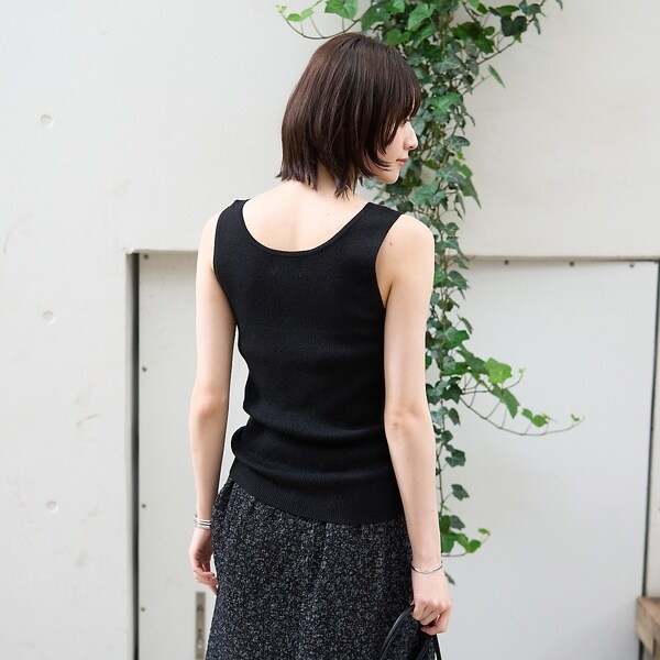 ルージュ・ヴィフ ラクレ（Rouge vif la cle）/ヘンリーネックニット