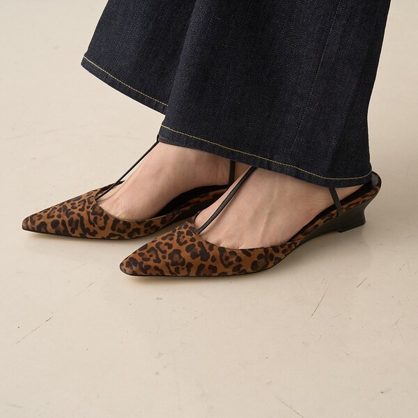 ルージュ・ヴィフ ラクレ（Rouge vif la cle）/【BRENTELLA/ブレンテッラ】COLETTE　ストラップヒールパンプス_1