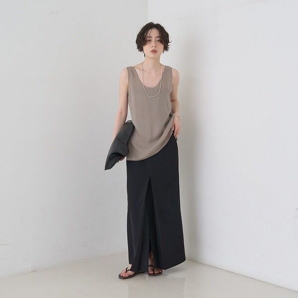 ルージュ・ヴィフ ラクレ（Rouge vif la cle）/【防しわ】【梳毛調ストレッチ素材】ダブルタックフロントスリットタイトスカート【予_17