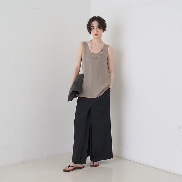 ルージュ・ヴィフ ラクレ（Rouge vif la cle）/【防しわ】【梳毛調ストレッチ素材】ダブルタックフロントスリットタイトスカート【予_19