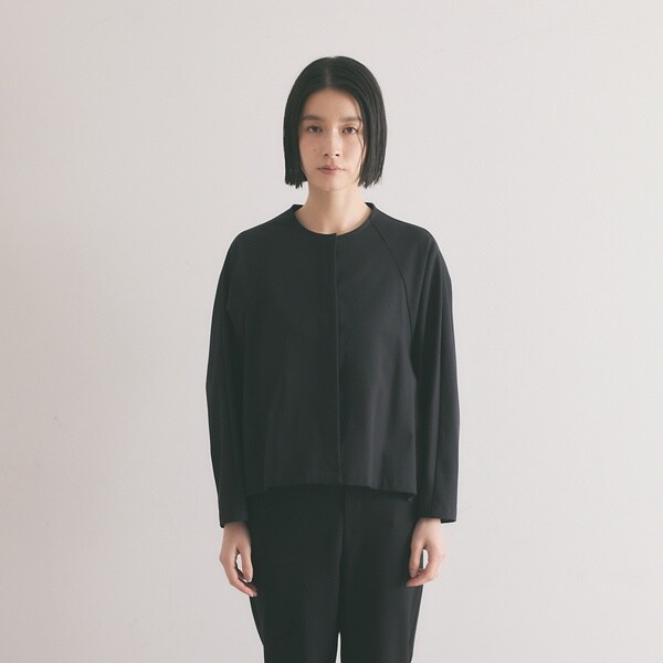 カリテ（qualite）/《セットアップ対応》2WAYストレッチフォルムシャツ