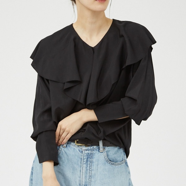 カリテ（qualite）/ラッフルカラーブラウス
