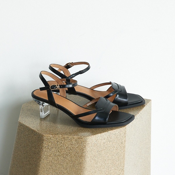 オゥ バニスター（Au BANNISTER）/クリアヒールサンダルの通販は