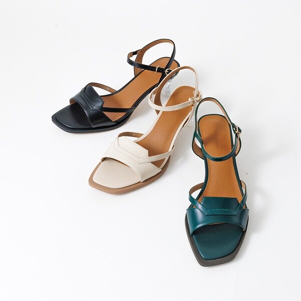 オゥ バニスター（Au BANNISTER）/クリアヒールサンダルの通販は