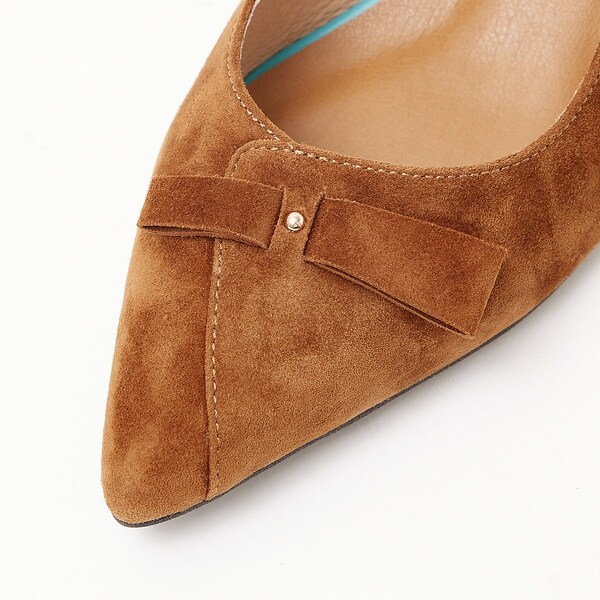 オゥ バニスター（Au BANNISTER）/リボンモチーフローヒールパンプス