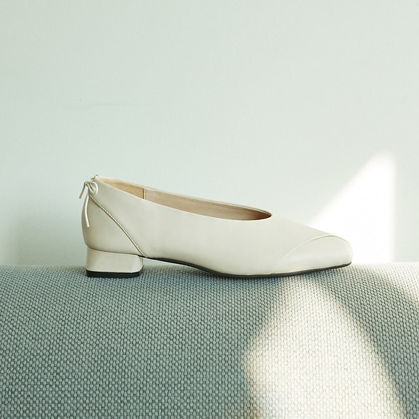 オゥ バニスター（Au BANNISTER）/ピープトゥリボンソフトシューズ