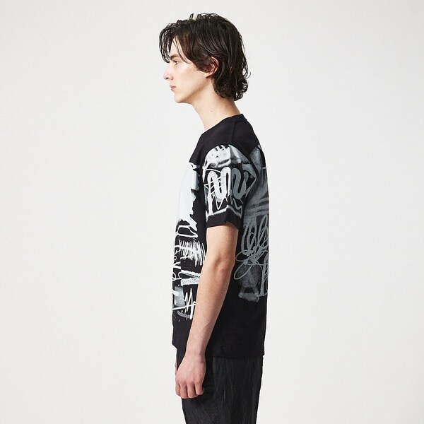 5351プール・オム（5351POUR LES HOMMES）/【40周年】 IVAN ドッキング グラフィック 半袖Tシャツ_9