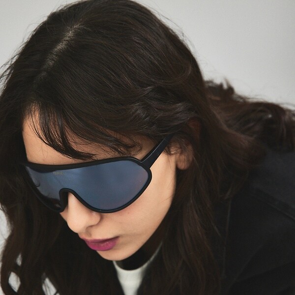 グッチ GUCCI サングラス ブラック GG0697S-001 アジアンフィット