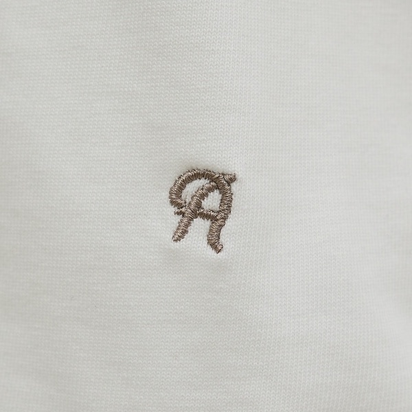 アバハウス（ABAHOUSE）/ワンポイント刺繍　クルーネック長袖Tシャツ_9