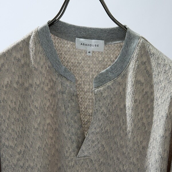 アバハウス(ABAHOUSE)/CREPE JERSEY ヘンリーネック スキッパーTシャツ アバハウス(ABAHOUSE)/CREPE JERSEY ヘンリーネック スキッパーTシャツ