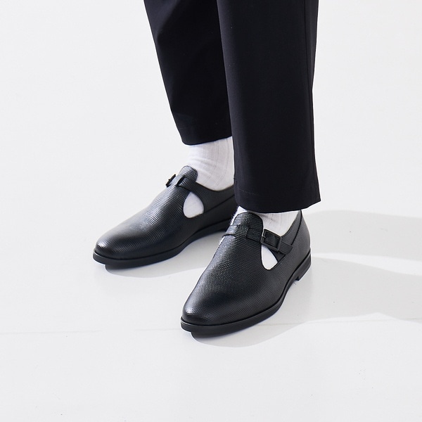 アルフレッド・バニスター（alfredoBANNISTER）/【リザード型押し】Tストラップ バックル シューズ