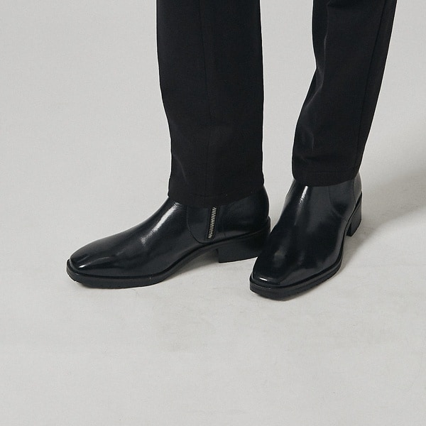 FENDI】FFモチーフ刻印入り ワイドバンド メタル製リング /2色
