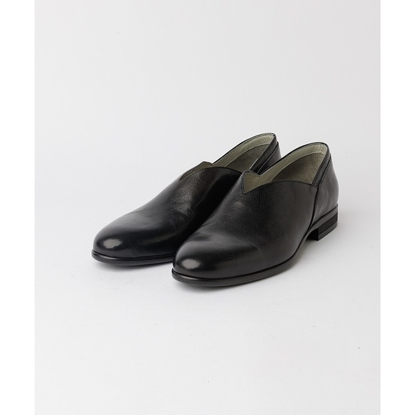アルフレッド・バニスター（alfredoBANNISTER）/【26S/S】Vカット レザー スリッポン シューズ