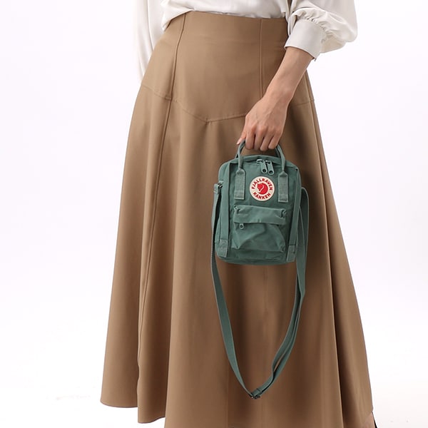 フェールラーベン FJALLRAVEN Kanken Sling 正規品 公式通販