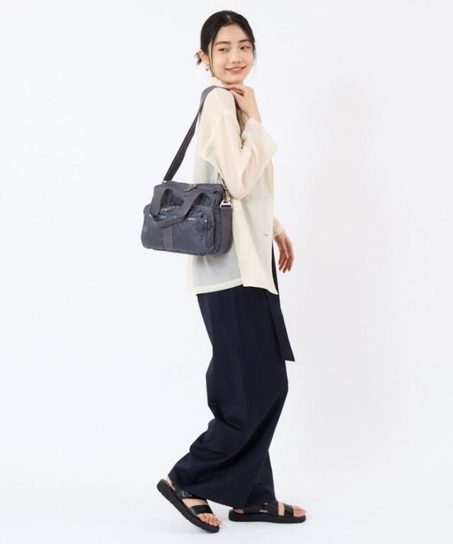1732 LeSportsac レスポートサックエッセンシャル　ショルダーバッグ Essential Collection（エッセンシャルコレクション