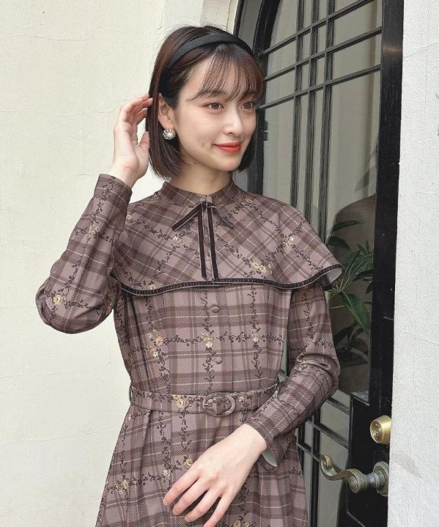 フィント（FINT）/【洗える・2WAY】プチフラワーチェック柄ケープ付き