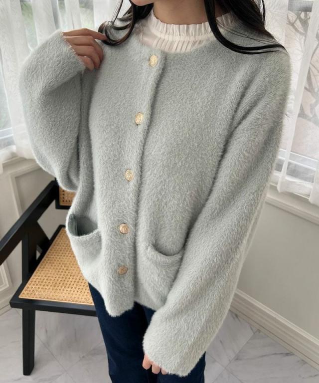 フィント（FINT）/【ふわふわカーデ/洗える】ゴールド釦コクーンシャギーニットカーディガン フィント（FINT）/【ふわふわカーデ/洗える】ゴールド釦コクーン