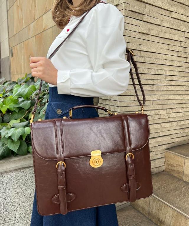 フィント（FINT）/ベルト使いキーホールサッチェルバッグ_6