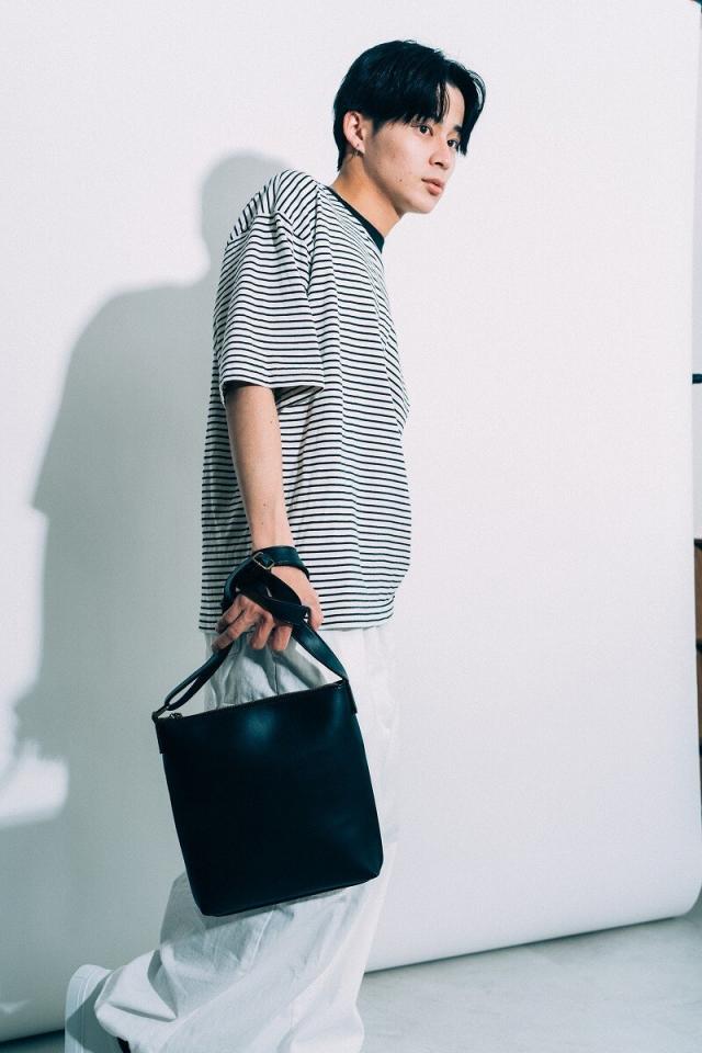 デバイス/イケおじ フェイクレザー 斜め掛け ショルダーバッグの通販は