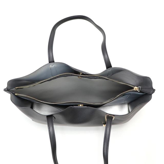 ベース（BASE）/【テレビドラマ使用】A4対応 ポーチチャーム付き 3ROOMトートバッグの通販は