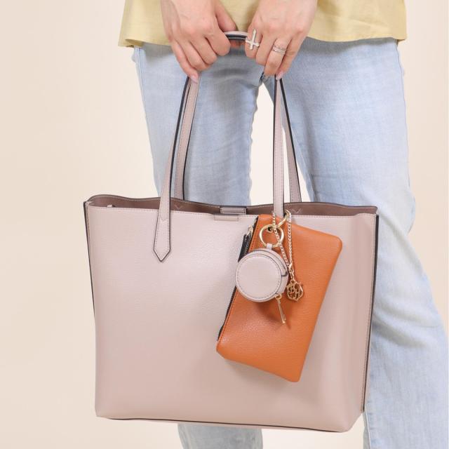 ベース（BASE）/【テレビドラマ使用】A4対応 ポーチチャーム付き 3ROOMトートバッグの通販は