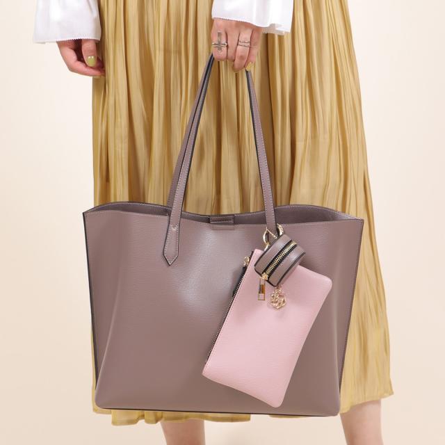 ベース（BASE）/【テレビドラマ使用】A4対応 ポーチチャーム付き 3ROOMトートバッグの通販は