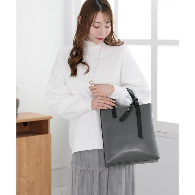 ベース（BASE）/【ROBERTA GANDOLFI】【本革】イタリア製 2WAYバイカラーショルダーバッグ(L)