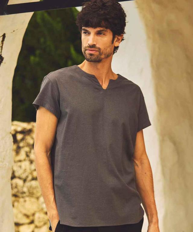 シーディーエム バイ カルぺディエム（CDM BY CARPEDIEM）/C DIEM キーネックTシャツ