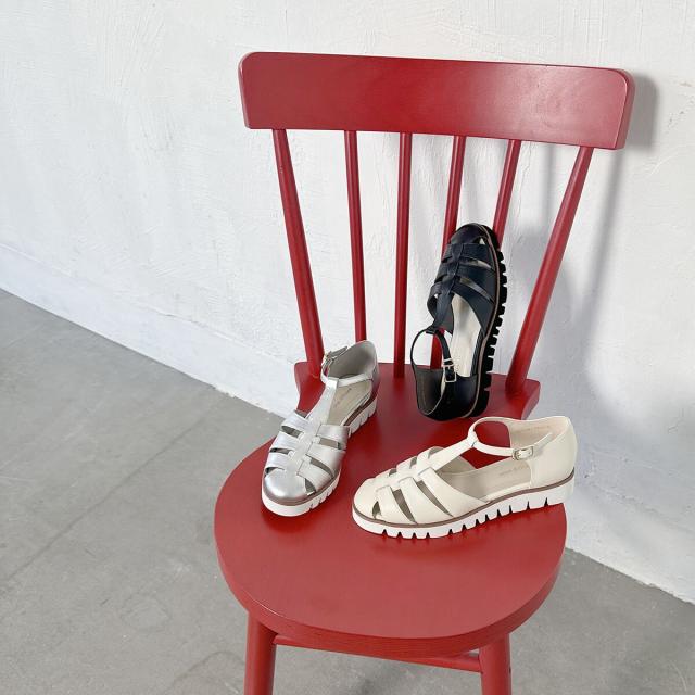 ノイエディフュージョン（neue diffusion）/ 厚底グルカサンダル