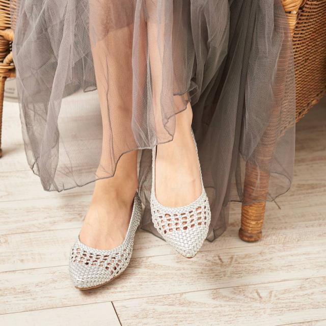 ノイエマルシェ/メッシュフラットシューズ/104の通販は 5,544円