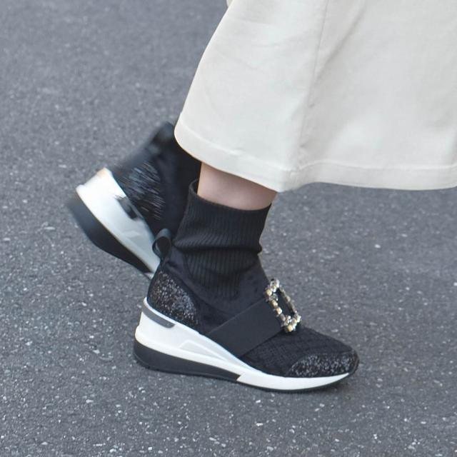 ノイエマルシェ（neue marche ）/ビジューバックル付きスニーカーブーツ/NM22681