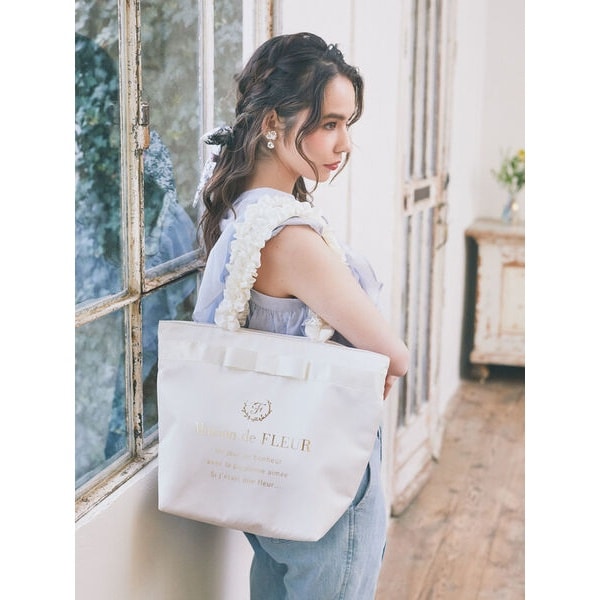 メゾン ド フルール（Maison de FLEUR）/ブランドロゴフリルハンドルトートMバッグの通販は