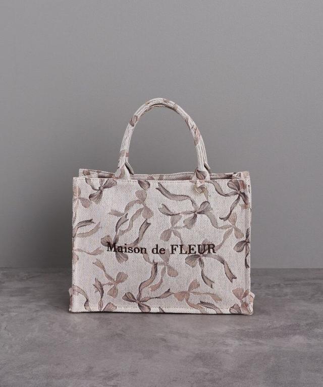 メゾン ド フルール（Maison de FLEUR）/リボン柄ゴブランスクエアトートMバッグの通販は