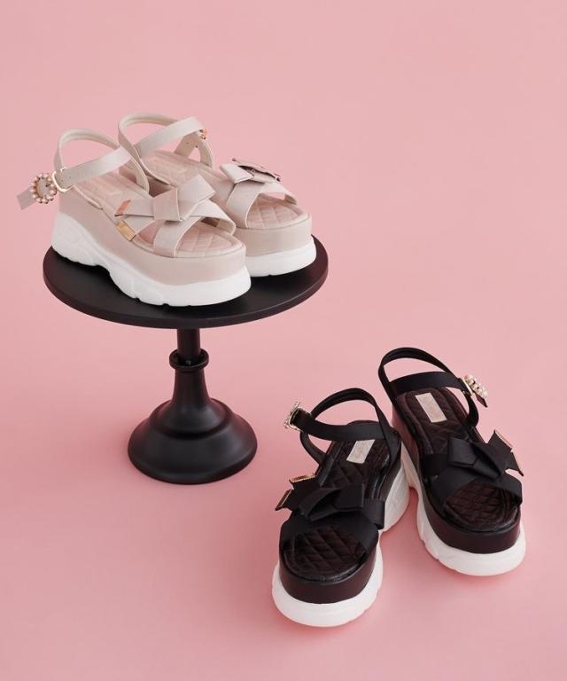 メゾン ド フルール（Maison de FLEUR）/リボンビジュースニーカーサンダル