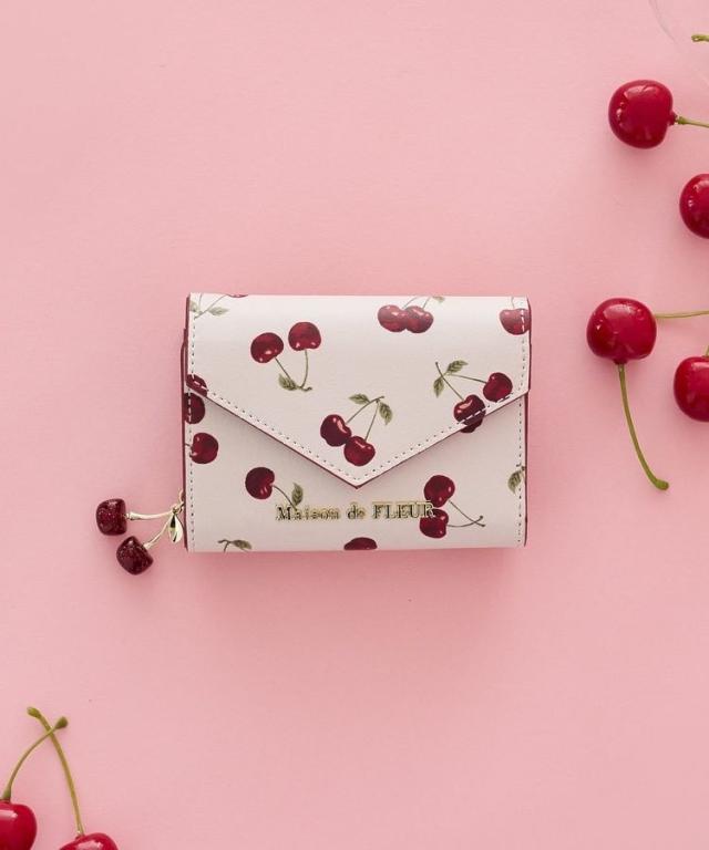 メゾン ド フルール（Maison de FLEUR）/リーフ付きチェリーウォレット