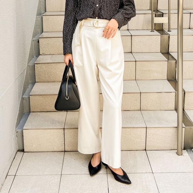 ノーリーズ（NOLLEY’S）/《セットアップ対応》ウォッシャブルゴールドパーツベルト付きワイドパンツ