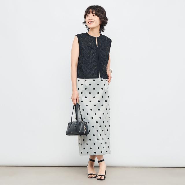 ノーリーズ（NOLLEY’S）/《手洗い可能》フラワー刺繍生地ベスト