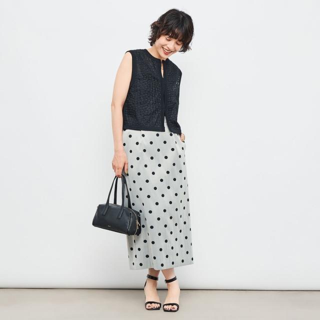 ノーリーズ（NOLLEY’S）/《手洗い可能》フラワー刺繍生地ベスト