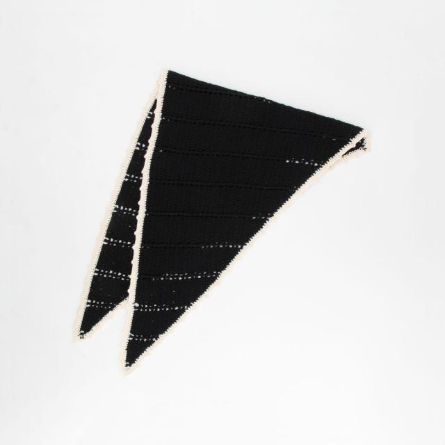 ララージ（Laraaji）/《手洗い可能》かぎ編み針三角ストール