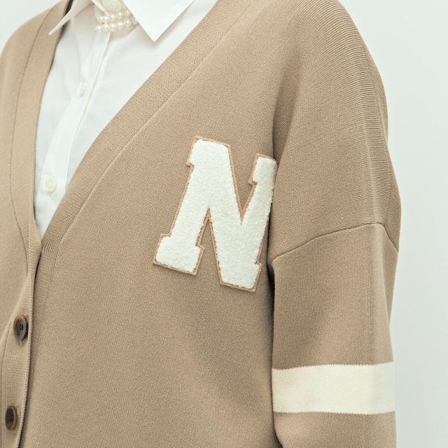 ノーリーズ（NOLLEY’S）/《手洗い可能》レタードVネックニットカーディガン