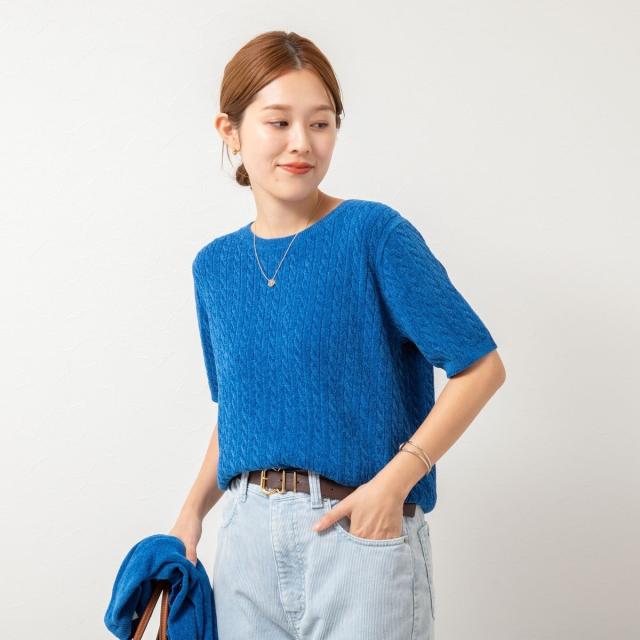 リエミラー（Rie Miller）/《手洗い可能》《アンサンブル対応》モールヤーンミニケーブルプルオーバーニット