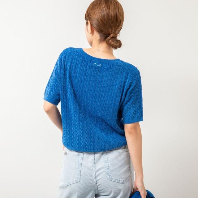 リエミラー（Rie Miller）/《手洗い可能》《アンサンブル対応》モールヤーンミニケーブルプルオーバーニット