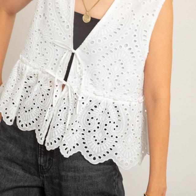 マクウェル（MAQWEL）/【MAQWEL/マクウェル】《セットアップ対応》ウォッシャブルエンブロイダリーレースベスト