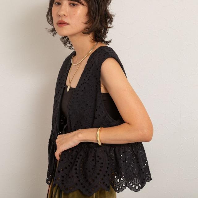 マクウェル（MAQWEL）/【MAQWEL/マクウェル】《セットアップ対応》ウォッシャブルエンブロイダリーレースベスト