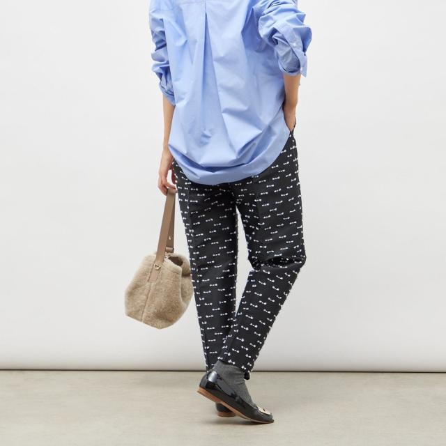 ノーリーズ（NOLLEY’S）/《セットアップ対応》ウォッシャブルリボンジャガードタックテーパードパンツ