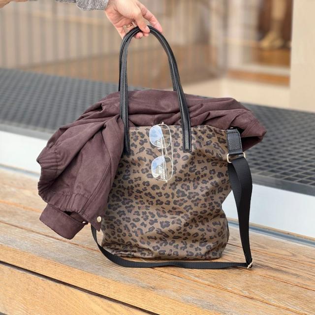 【NEW】ノーリーズ（NOLLEY’S）/レオパード柄縦長トートバッグ