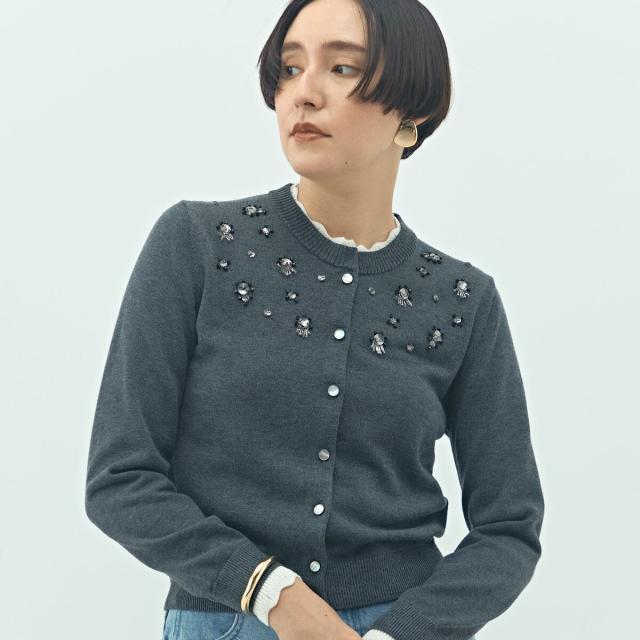 ノーリーズ（NOLLEY’S）/《手洗い可能》ビジュー付きクルーネックカーディガン